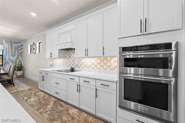 17019 Sunny Lake CT, Alva, FL 33920