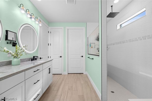 17019 Sunny Lake CT, Alva, FL 33920