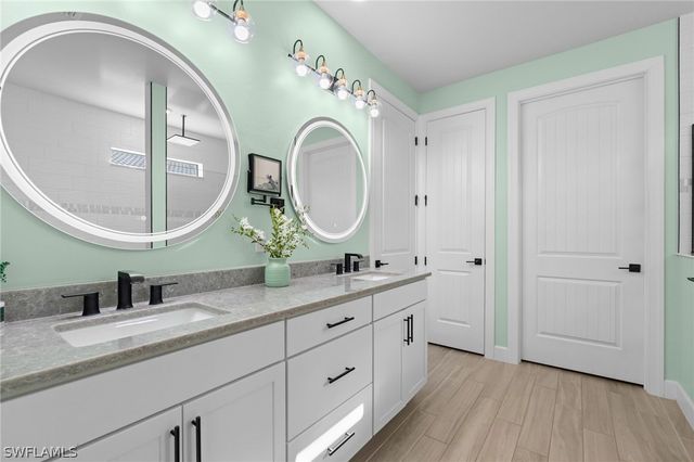 17019 Sunny Lake CT, Alva, FL 33920