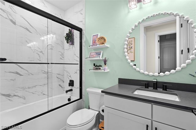 17019 Sunny Lake CT, Alva, FL 33920