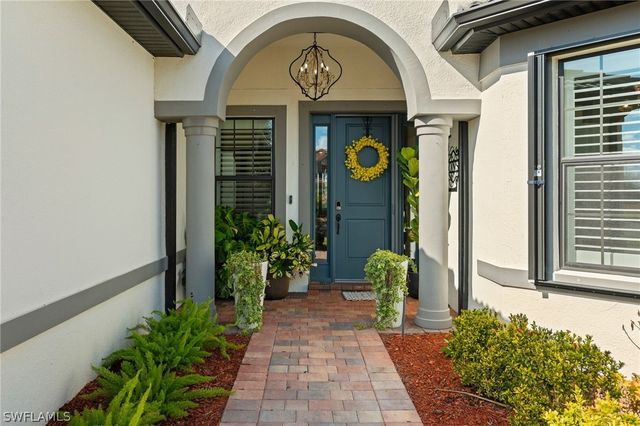 17019 Sunny Lake CT, Alva, FL 33920