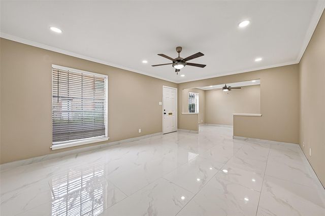 6649 De Moss Drive 649, Houston, TX 77074