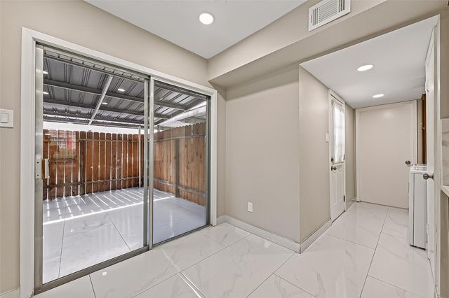 6649 De Moss Drive 649, Houston, TX 77074