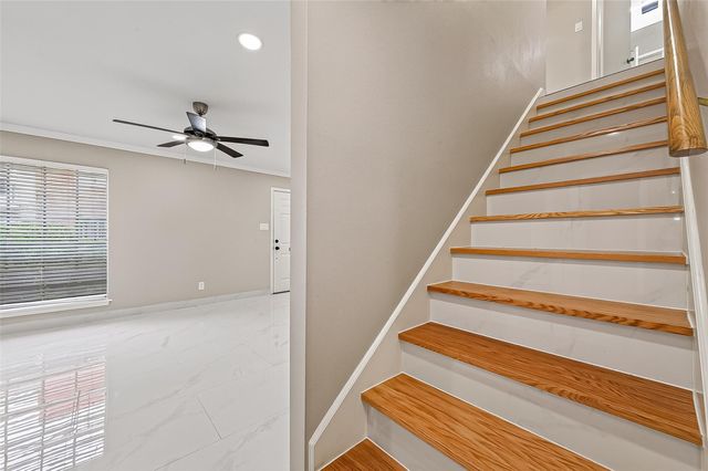 6649 De Moss Drive 649, Houston, TX 77074