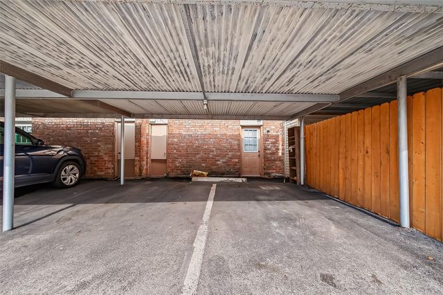 6649 De Moss Drive 649, Houston, TX 77074