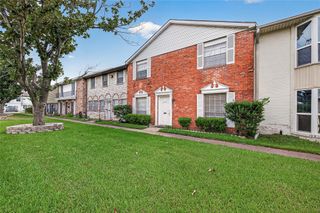 6649 De Moss Drive 649, Houston, TX 77074