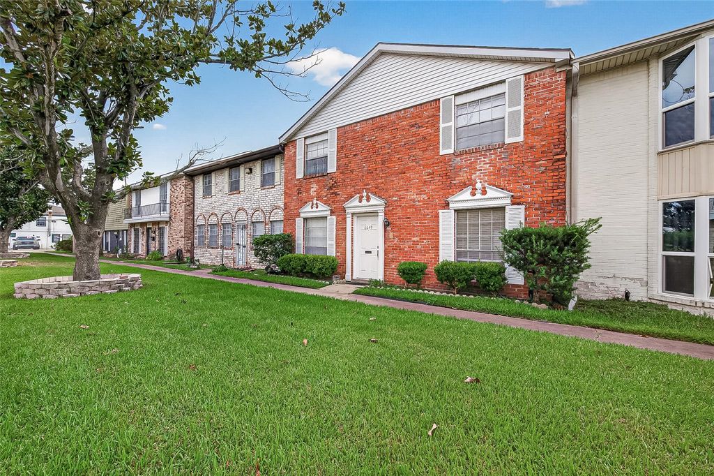 6649 De Moss Drive 649, Houston, TX 77074