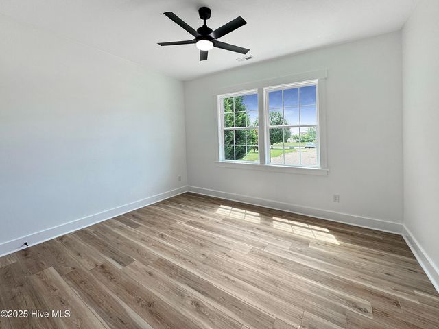 2224 Yawl Street, Elizabeth City, NC 27909