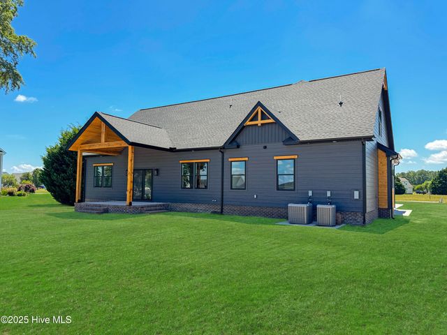 2224 Yawl Street, Elizabeth City, NC 27909