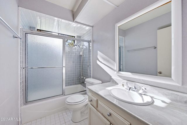 401 Falconrock Lane, Oak Park, CA 91377