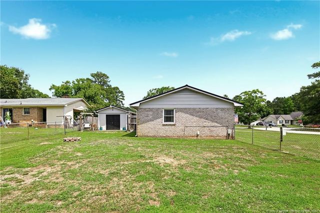 4702 Quaker Court, Hope Mills, NC 28348