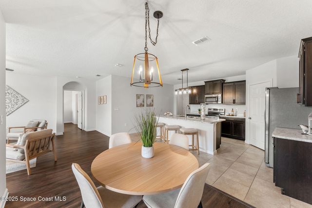 272 Moray Drive SW, Palm Bay, FL 32908