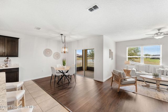 272 Moray Drive SW, Palm Bay, FL 32908