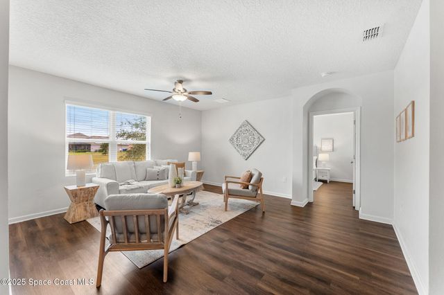 272 Moray Drive SW, Palm Bay, FL 32908