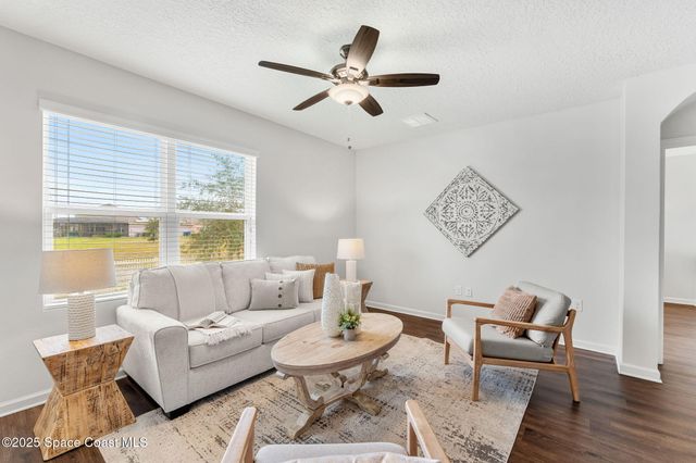 272 Moray Drive SW, Palm Bay, FL 32908