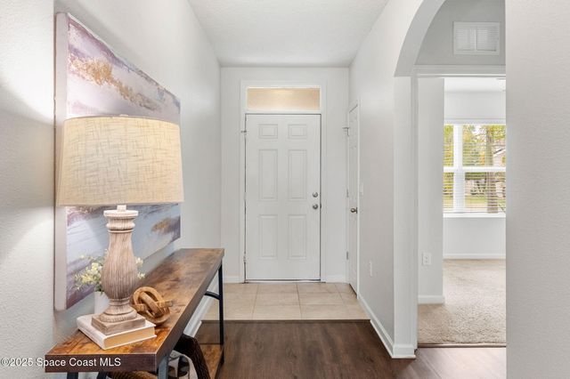 272 Moray Drive SW, Palm Bay, FL 32908