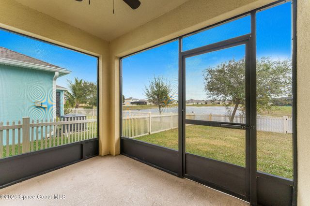 272 Moray Drive SW, Palm Bay, FL 32908