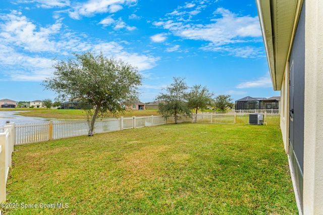 272 Moray Drive SW, Palm Bay, FL 32908