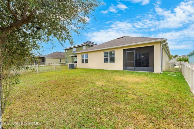 272 Moray Drive SW, Palm Bay, FL 32908
