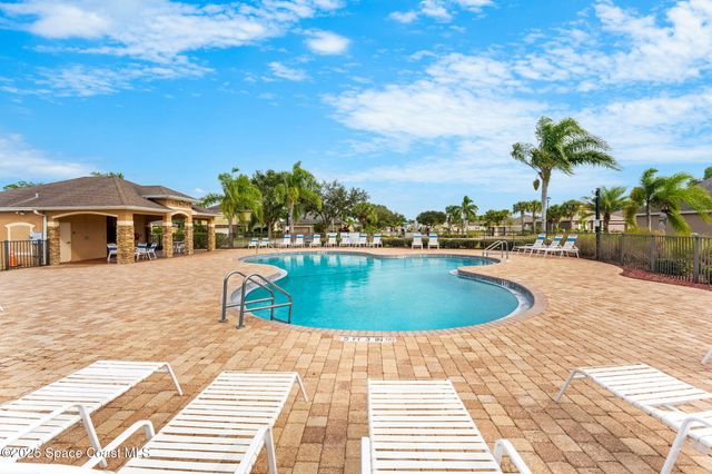 272 Moray Drive SW, Palm Bay, FL 32908