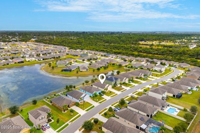 272 Moray Drive SW, Palm Bay, FL 32908