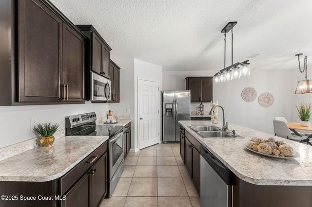 272 Moray Drive SW, Palm Bay, FL 32908