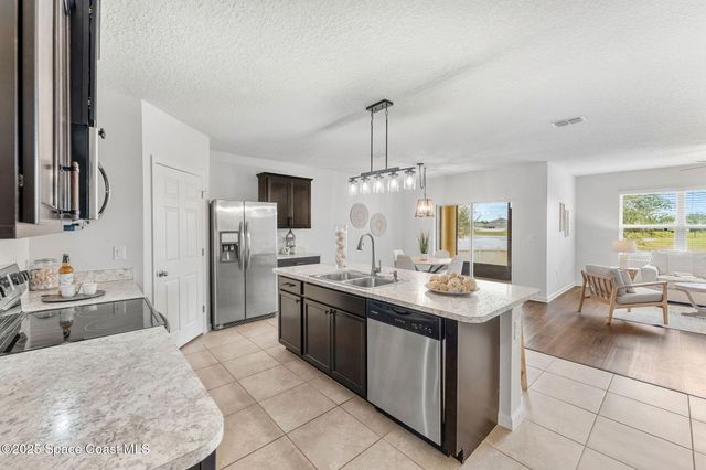 272 Moray Drive SW, Palm Bay, FL 32908