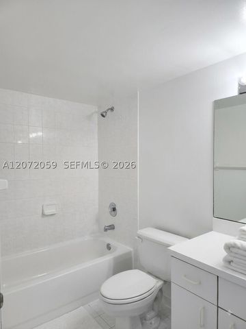 1688 West Ave 506, Miami Beach, FL 33139