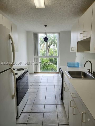 1688 West Ave 506, Miami Beach, FL 33139