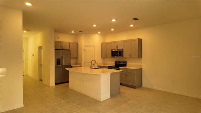 2207 PORTRAIT STREET, Kissimmee, FL 34758