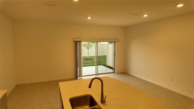 2207 PORTRAIT STREET, Kissimmee, FL 34758