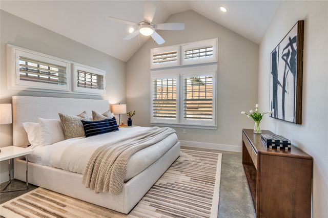 661 Bishop Heights Lane, Dallas, TX 75208