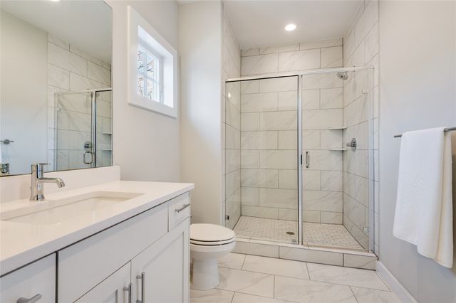 661 Bishop Heights Lane, Dallas, TX 75208