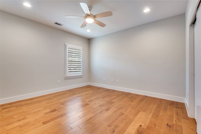 661 Bishop Heights Lane, Dallas, TX 75208