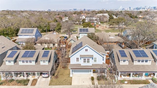 661 Bishop Heights Lane, Dallas, TX 75208