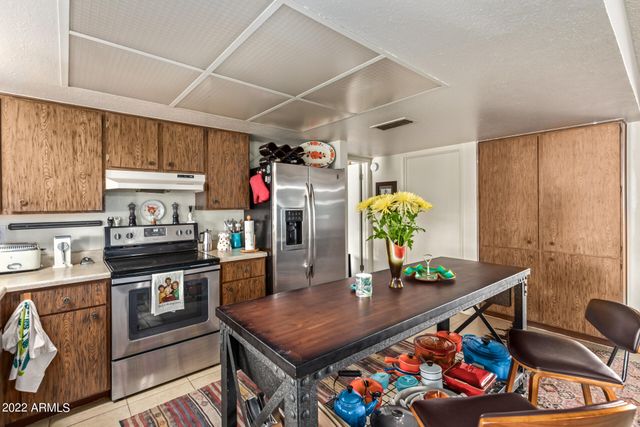 12728 N 40TH Place, Phoenix, AZ 85032