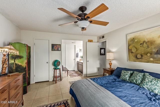 12728 N 40TH Place, Phoenix, AZ 85032