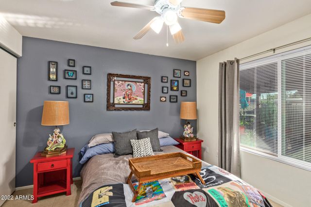 12728 N 40TH Place, Phoenix, AZ 85032