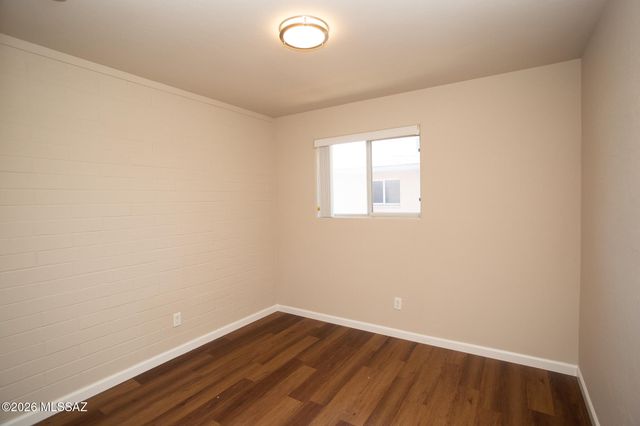 933 N Desert Ave Unit C, Tucson, AZ 85711