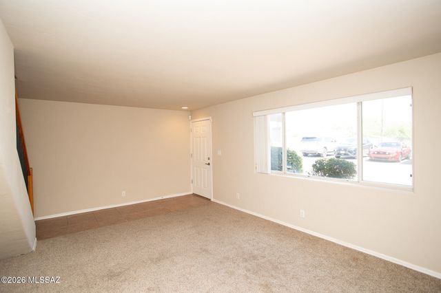 933 N Desert Ave Unit C, Tucson, AZ 85711