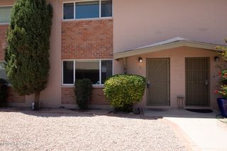933 N Desert Ave Unit C, Tucson, AZ 85711