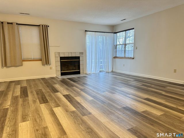 408 Watercourse Row 408, Rocky Hill, CT 06067