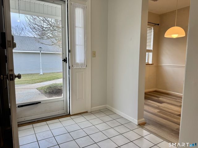 408 Watercourse Row 408, Rocky Hill, CT 06067