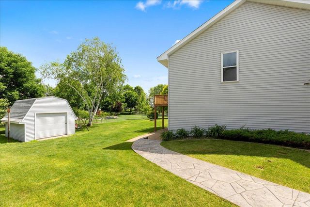 11075 196th Avenue NW, Elk River, MN 55330