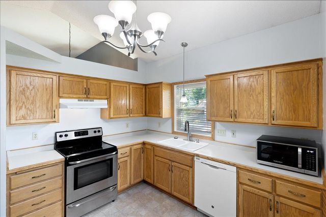 11075 196th Avenue NW, Elk River, MN 55330