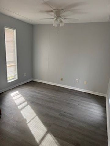 311 Elm St, Portland, TX 78374