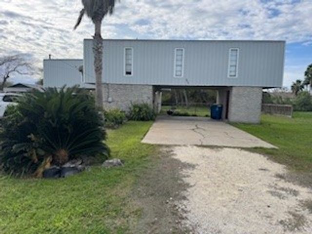 311 Elm St, Portland, TX 78374