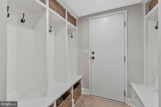 1714 SADDLE RIDGE CT, Vienna, VA 22182