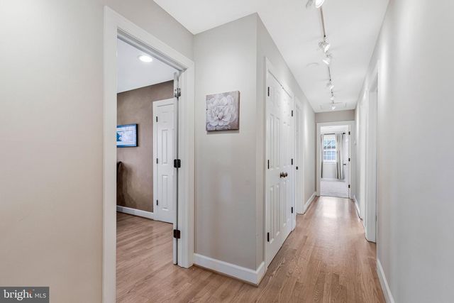 1714 SADDLE RIDGE CT, Vienna, VA 22182