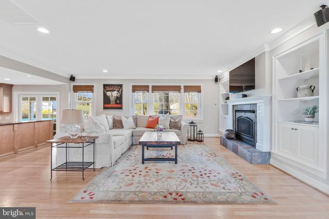 1714 SADDLE RIDGE CT, Vienna, VA 22182